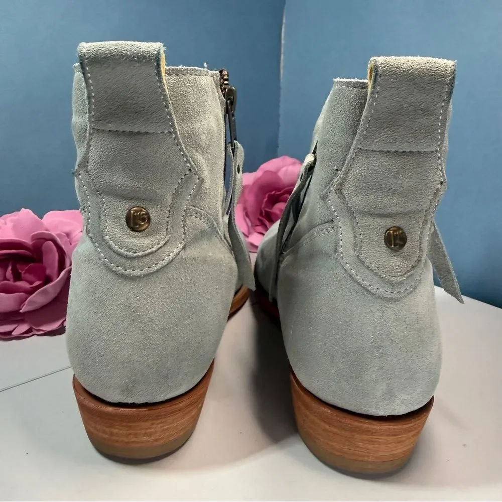 Stylish Blue Suede Booties